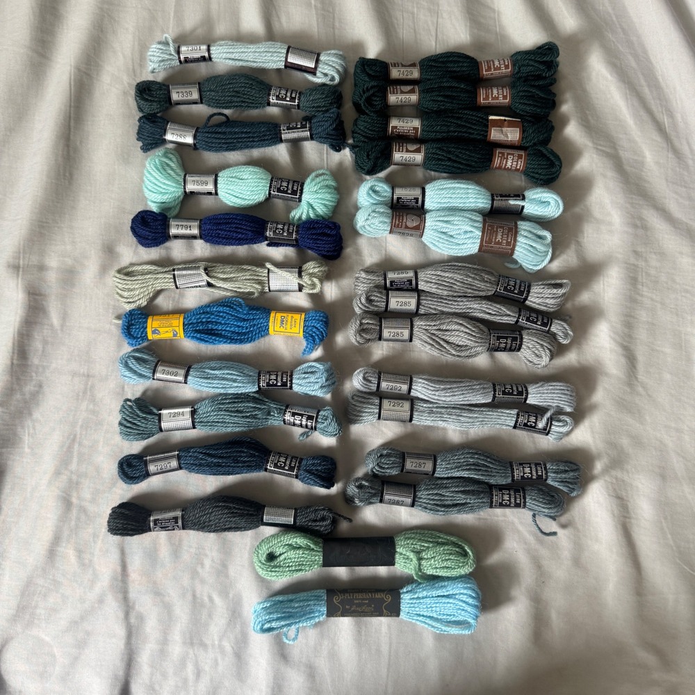 DMC Laine Tapisserie Wool Yarn Lot Paternayan 3-Ply Persian Blue Green Grey 26pc
